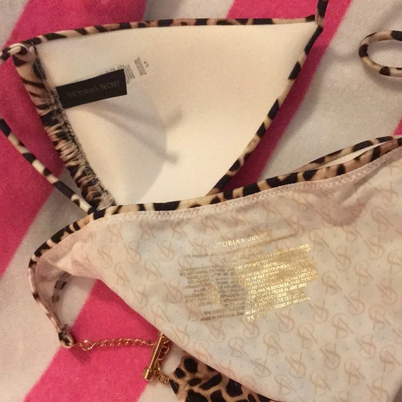 Victoria Secret Leopard Bikini - Picture 4 of 4